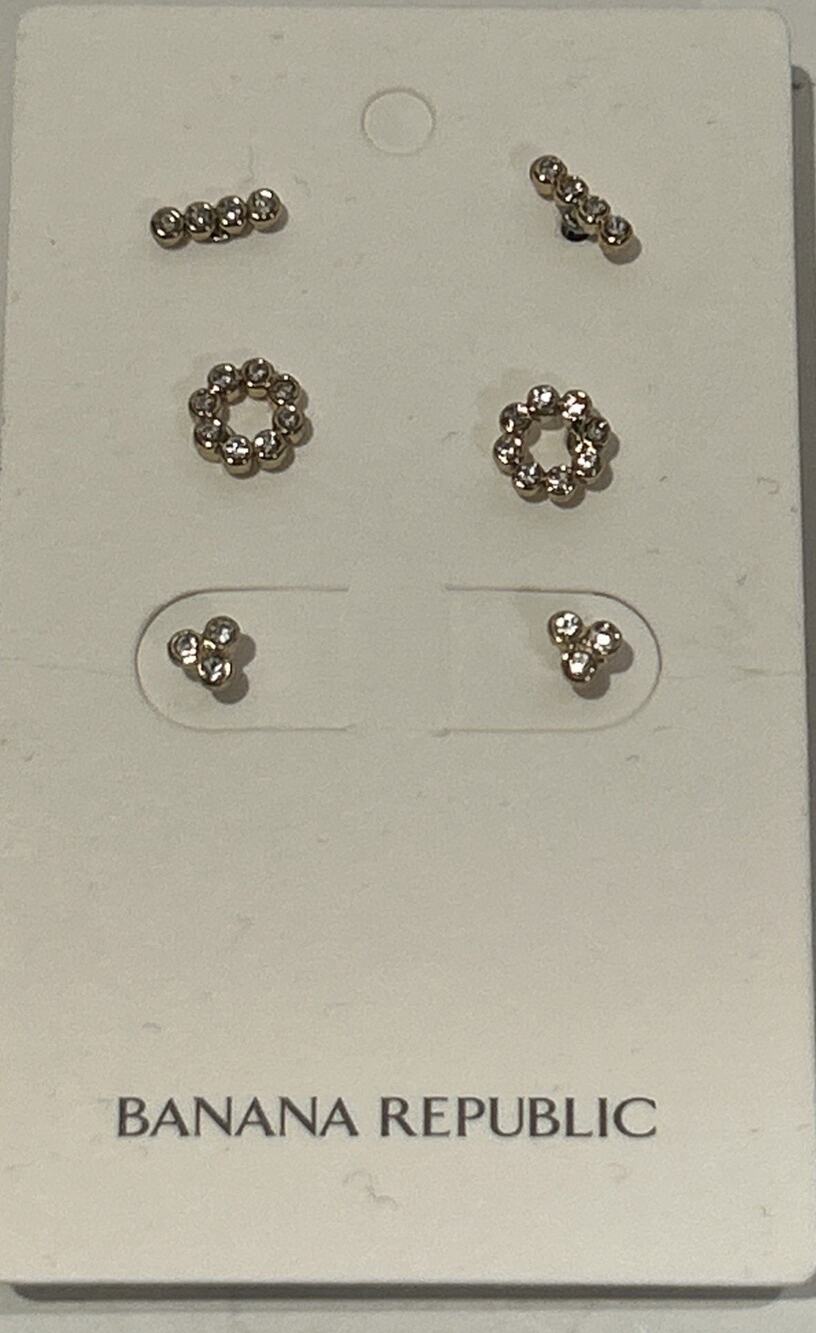 NWT Small Banana Republic Gold Tone Cluster Earrings